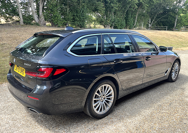 BMW 5 Series Xdrive Se Mht Touring LB70UHG Grey #2