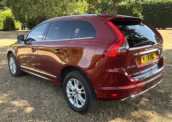 Volvo XC60 Xc60 2.4 D5 R-design Lux Nav Geartronic Awd Euro 5 Black #3