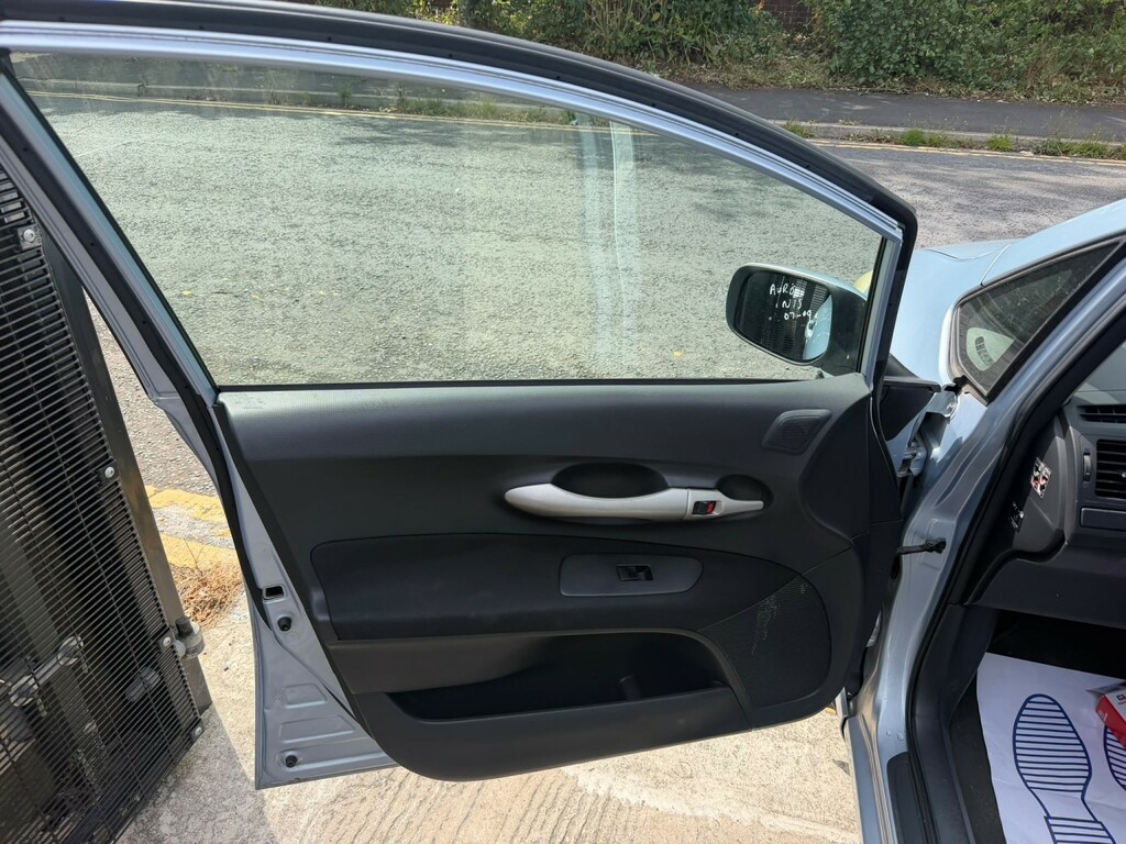 Toyota Auris 1.6 Vvti Tr Silver #10