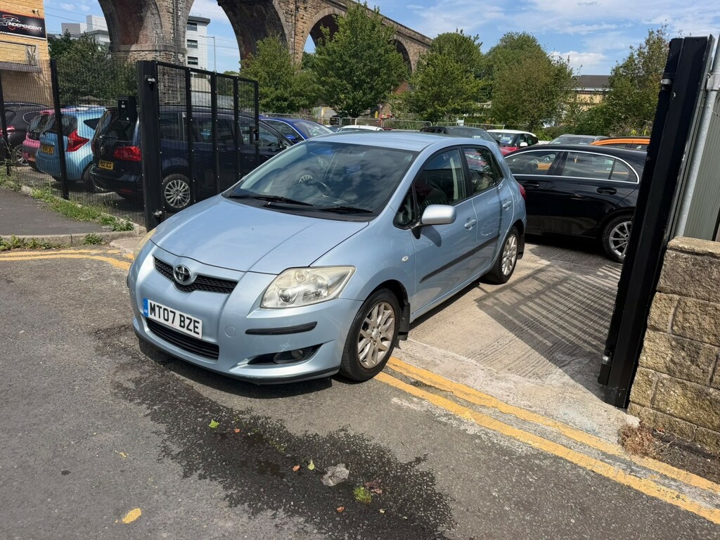 Toyota Auris 1.4 D-4d T3 Blue