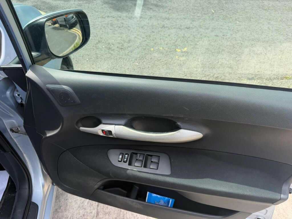 Toyota Auris 1.6 Vvti Tr Silver #26