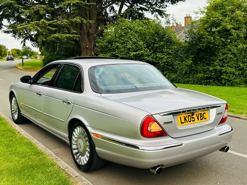Jaguar XJR 4.2 V8 Super Silver #5
