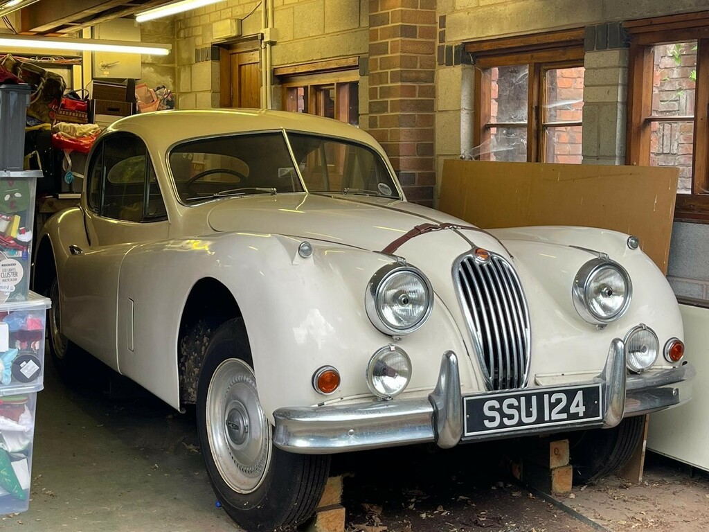 Jaguar XK Petrol White #3