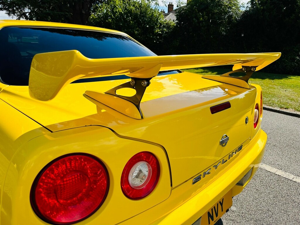 Nissan Skyline R34 Gt-t Yellow #14