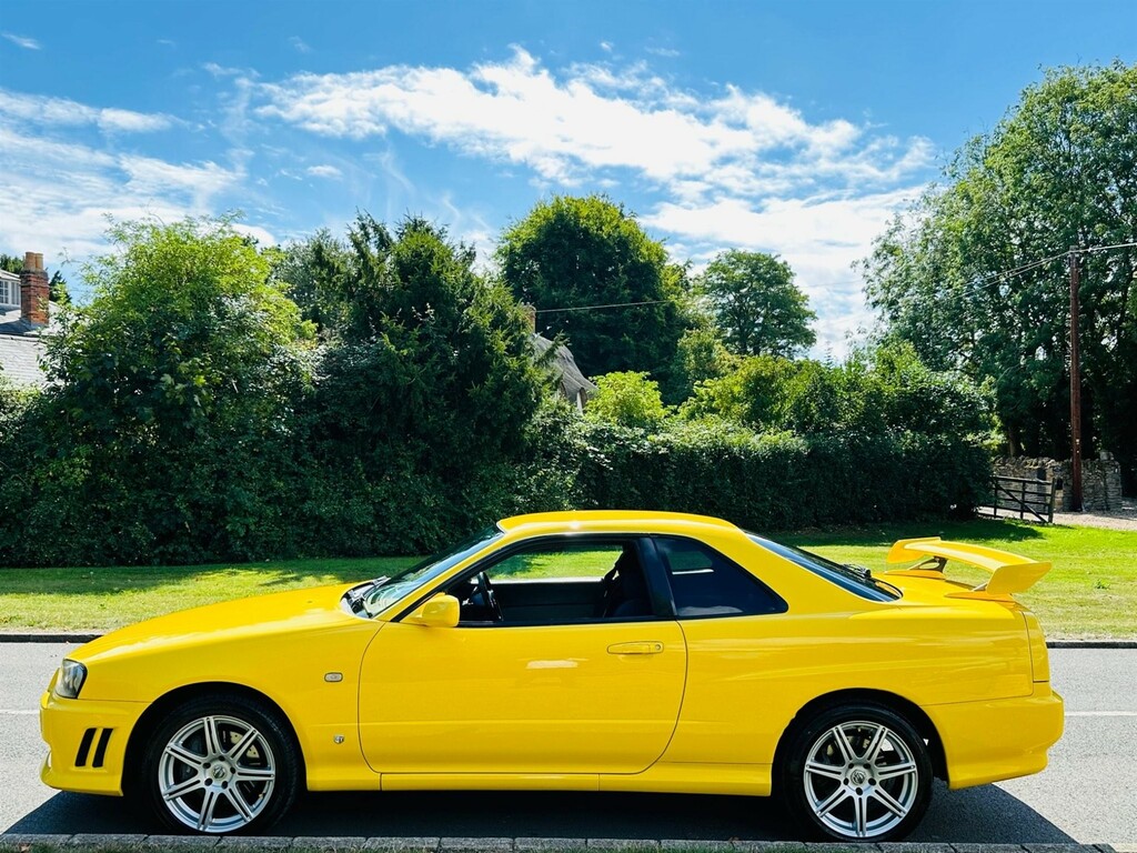 Nissan Skyline R34 Gt-t Yellow #15
