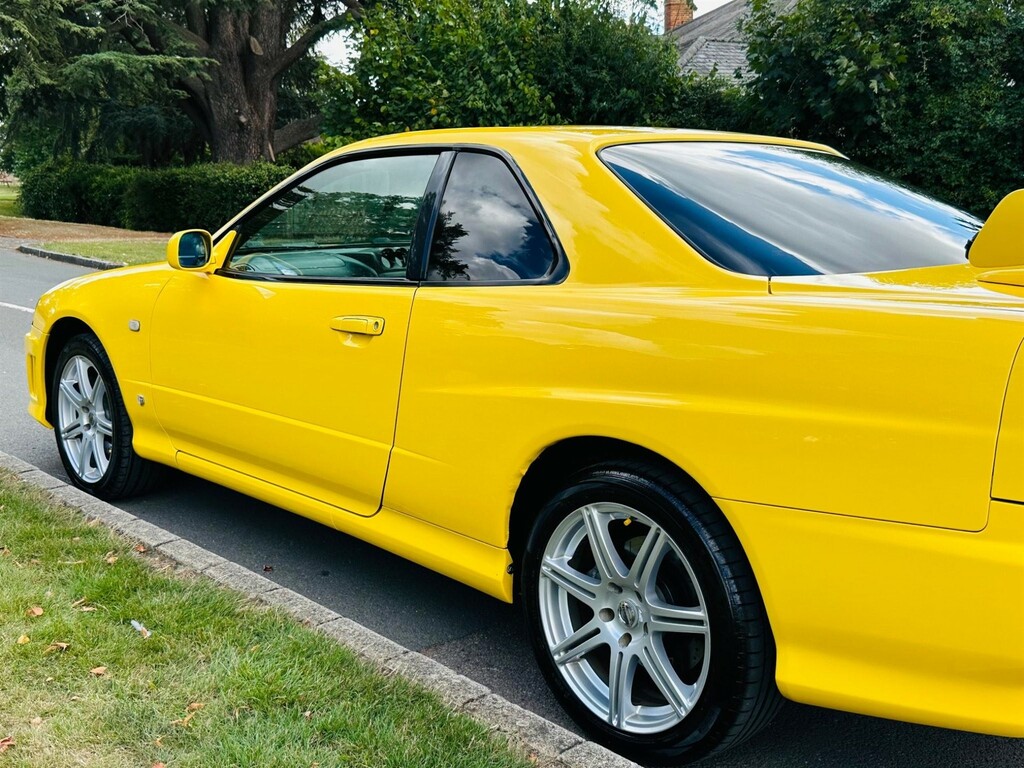 Nissan Skyline R34 Gt-t Yellow #51