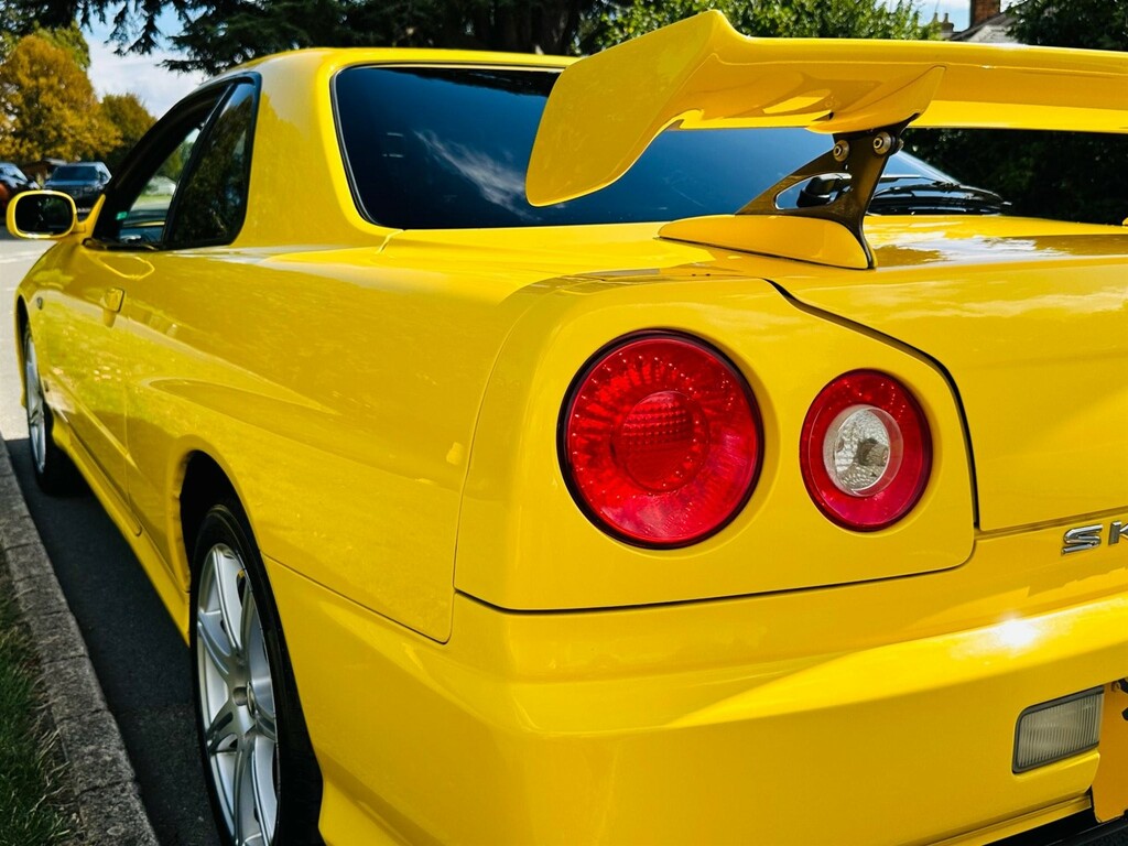 Nissan Skyline R34 Gt-t Yellow #28
