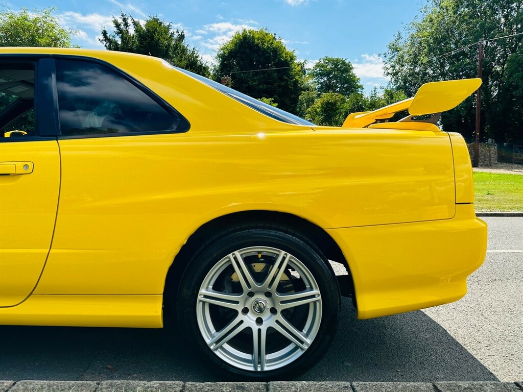 Nissan Skyline R34 Gt-t Yellow #35