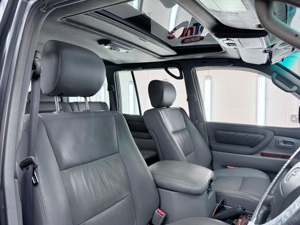 Toyota Land Cruiser Blue #48
