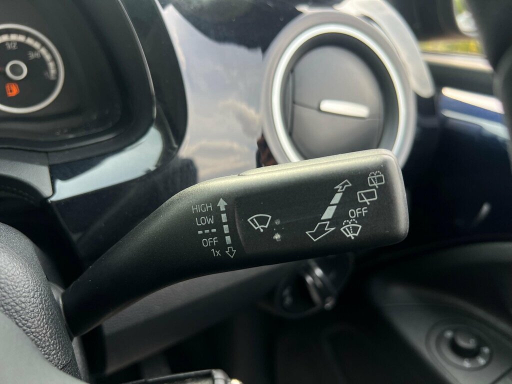 Volkswagen Up 1.0 Move Up Hatchback Asg 60 Ps Silver #45