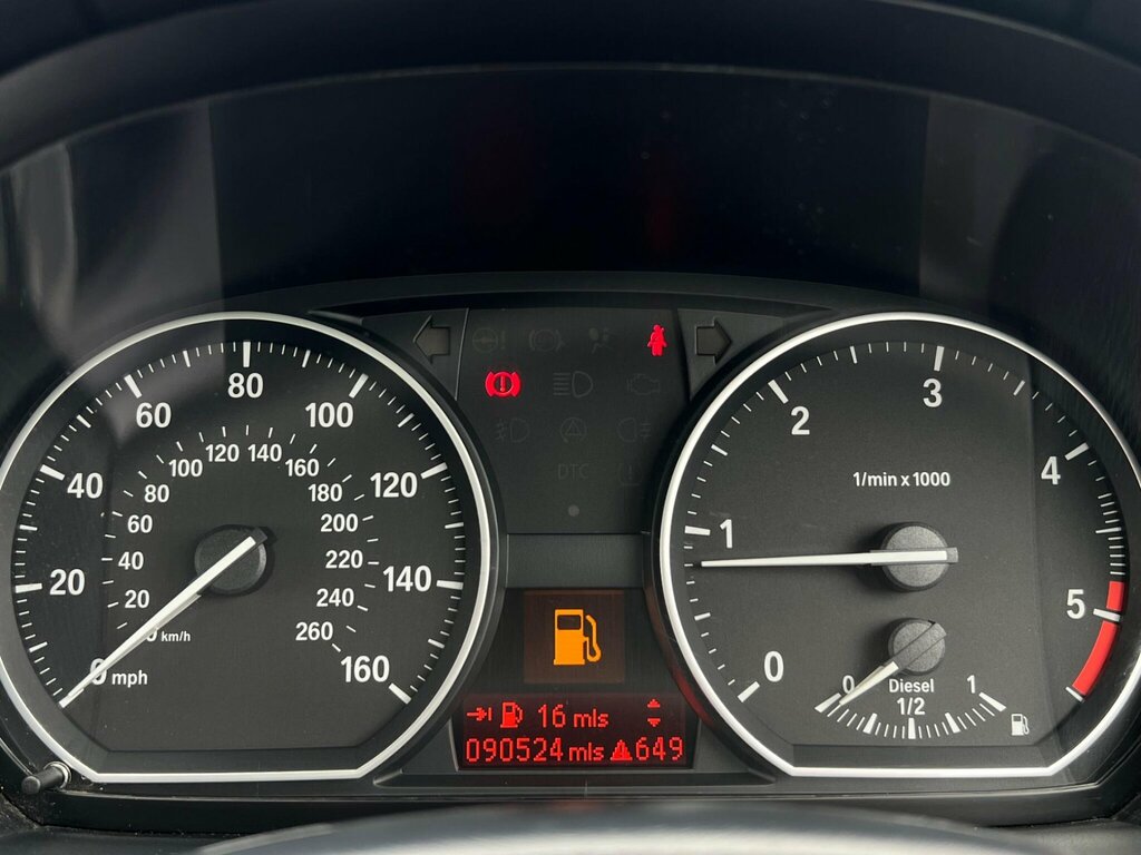 BMW 1 Series 2.0 118D M Sport Silver #48