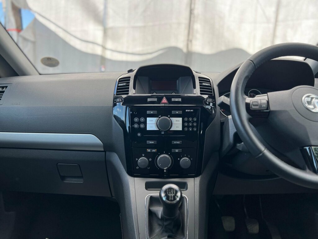 Vauxhall Zafira 7 Seater 1.6 Design Silver #38