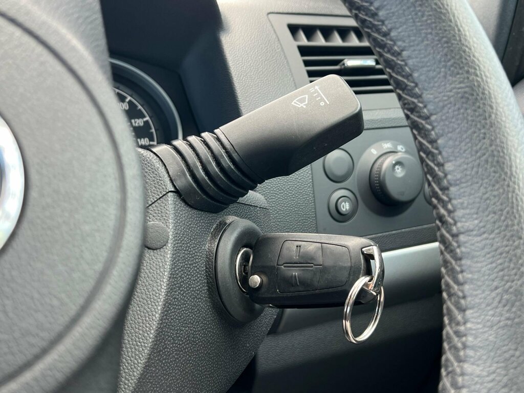 Vauxhall Zafira 7 Seater 1.6 Design Silver #42