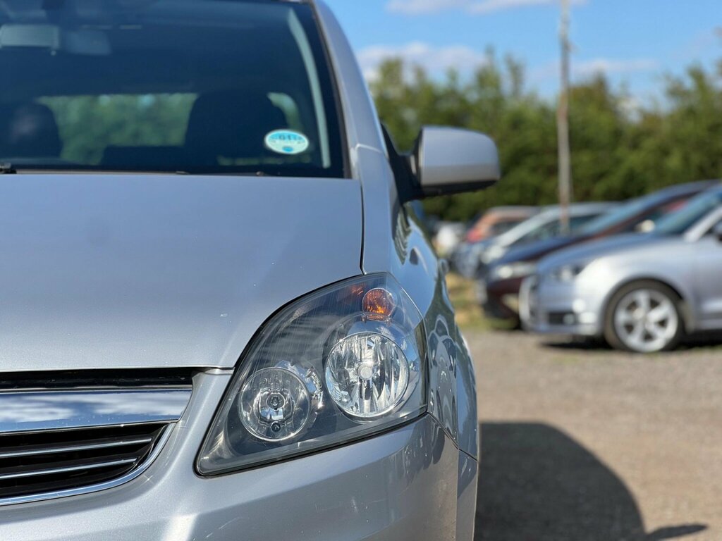 Vauxhall Zafira 7 Seater 1.6 Design Silver #20