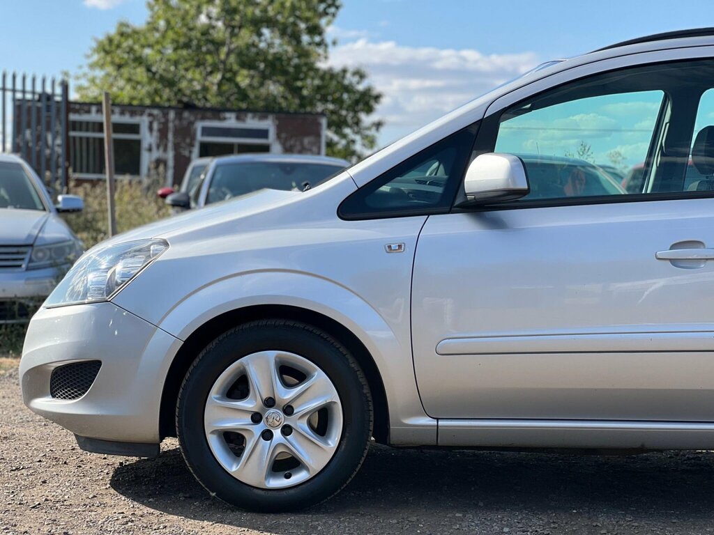 Vauxhall Zafira 7 Seater 1.6 Design Silver #16