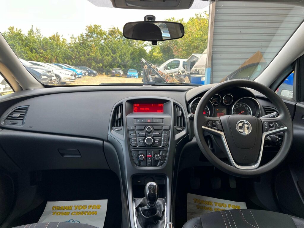Vauxhall Astra 1.4T Sri Coupe Euro 5 Ss 140 Black #33