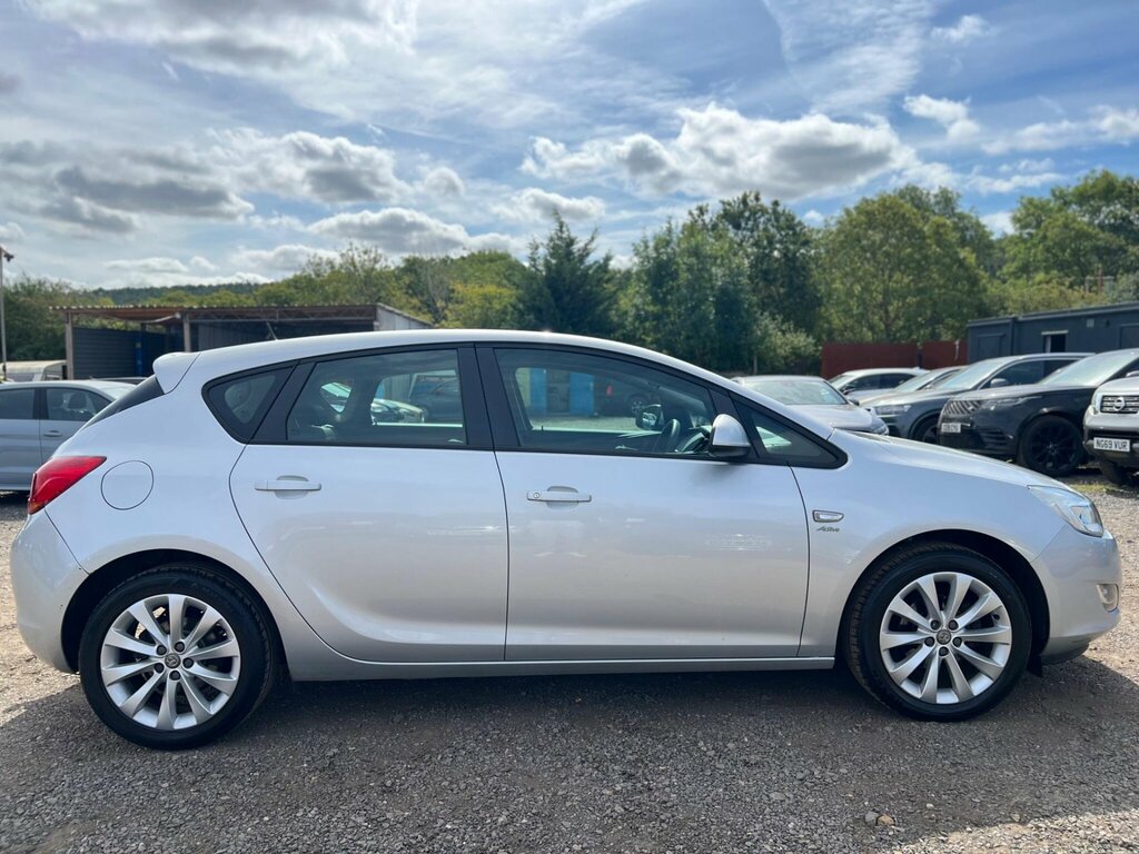 Vauxhall Astra 1.4T Sri Coupe Euro 5 Ss 140 Black #9