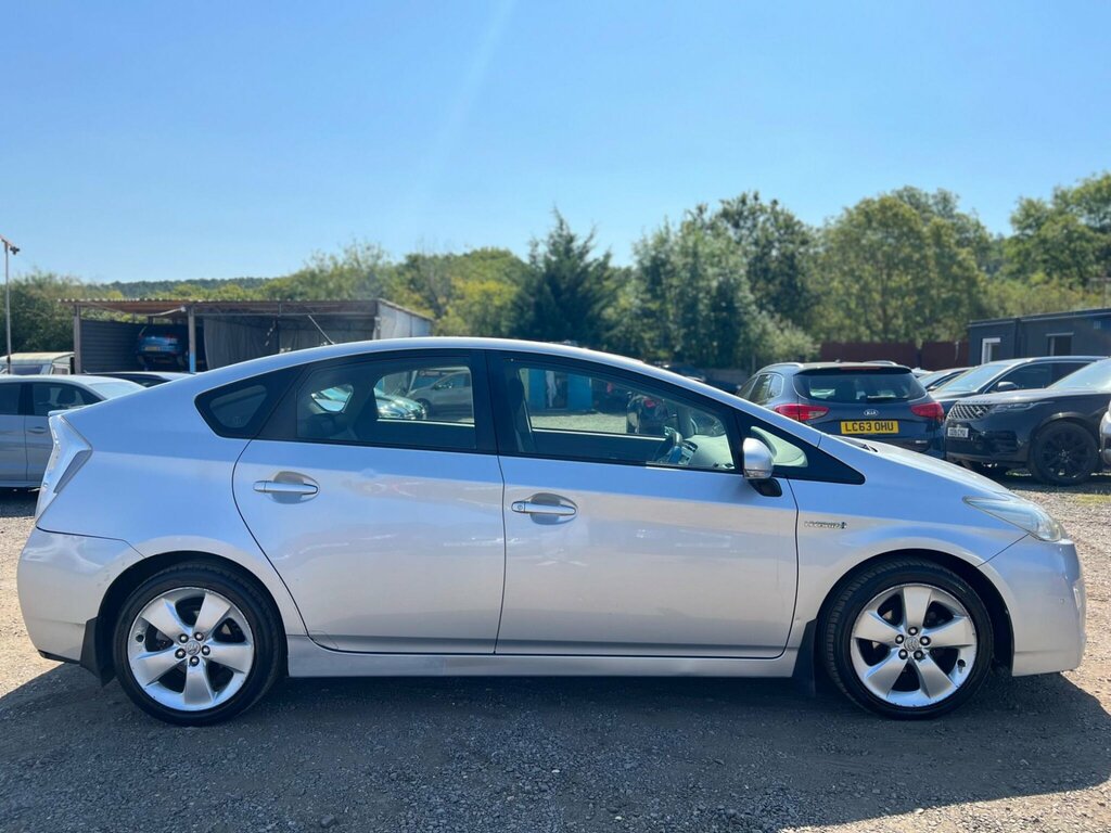 Toyota Prius 1.8 T Spirit Vvt-i 99 Bhp Blue #9