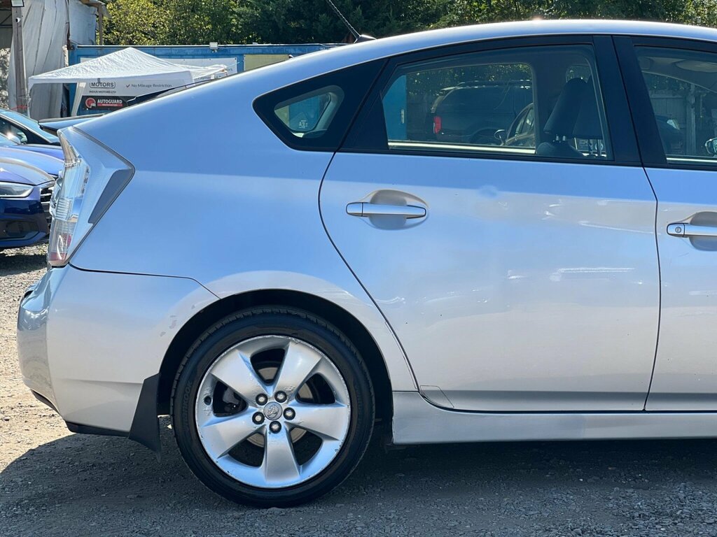 Toyota Prius 1.8 T Spirit Vvt-i 99 Bhp Blue #11