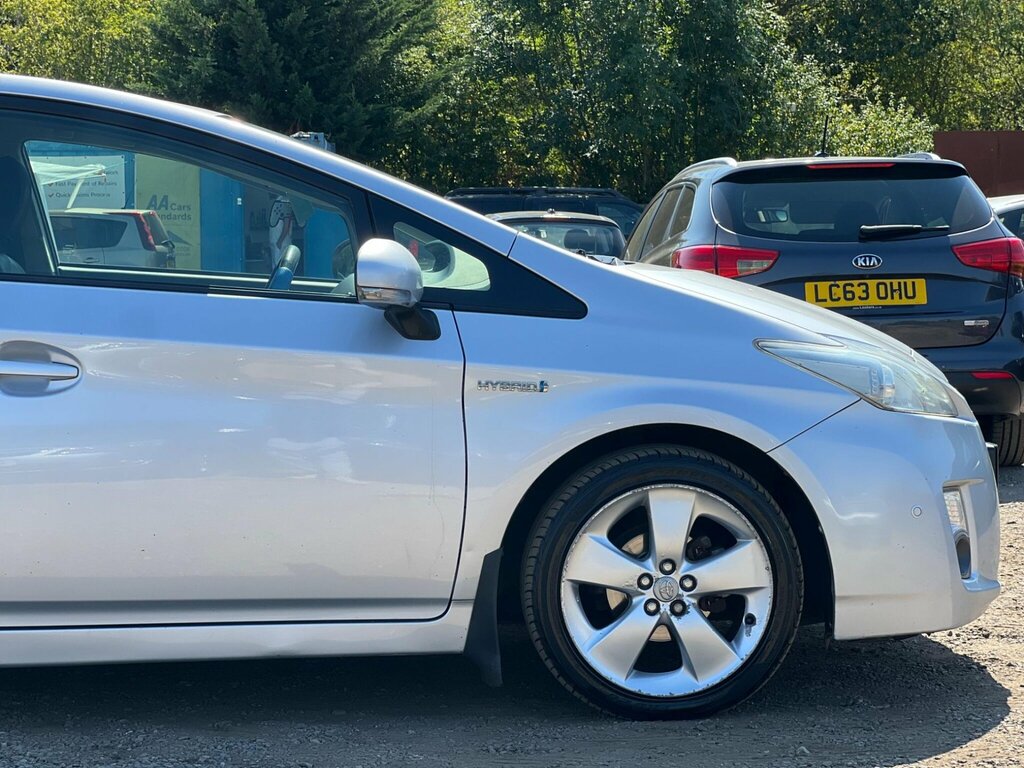 Toyota Prius 1.8 T Spirit Vvt-i 99 Bhp Blue #10