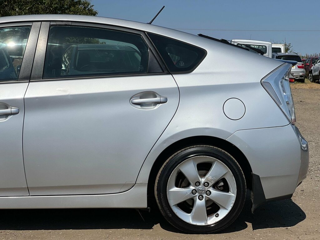 Toyota Prius 1.8 T Spirit Vvt-i 99 Bhp Blue #15