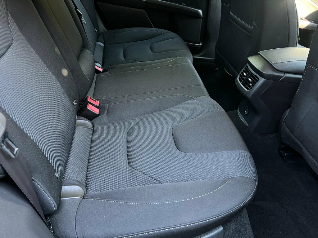 Ford Mondeo Ford Mondeo 6616 2.0 Tdci 180Ps Vignale Estate Red #28