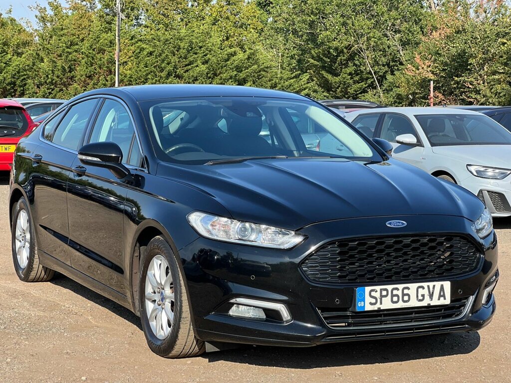 Ford Mondeo 2.0 Tdci Titanium Euro 6 Ss Black #2