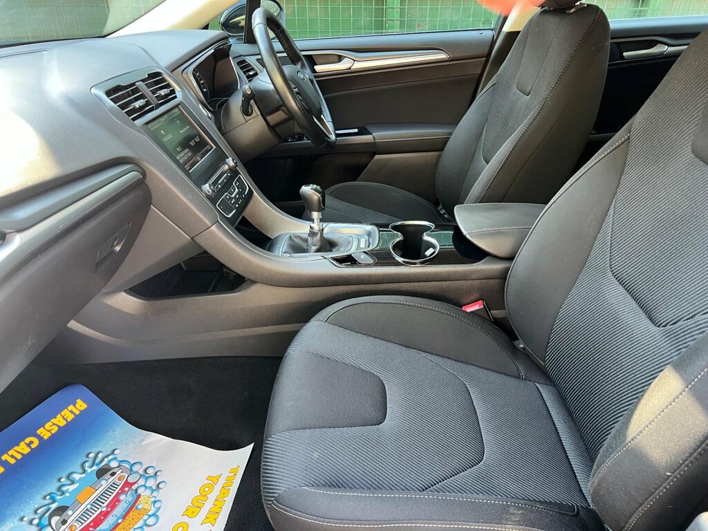 Ford Mondeo Ford Mondeo 6616 2.0 Tdci 180Ps Vignale Estate Red #31
