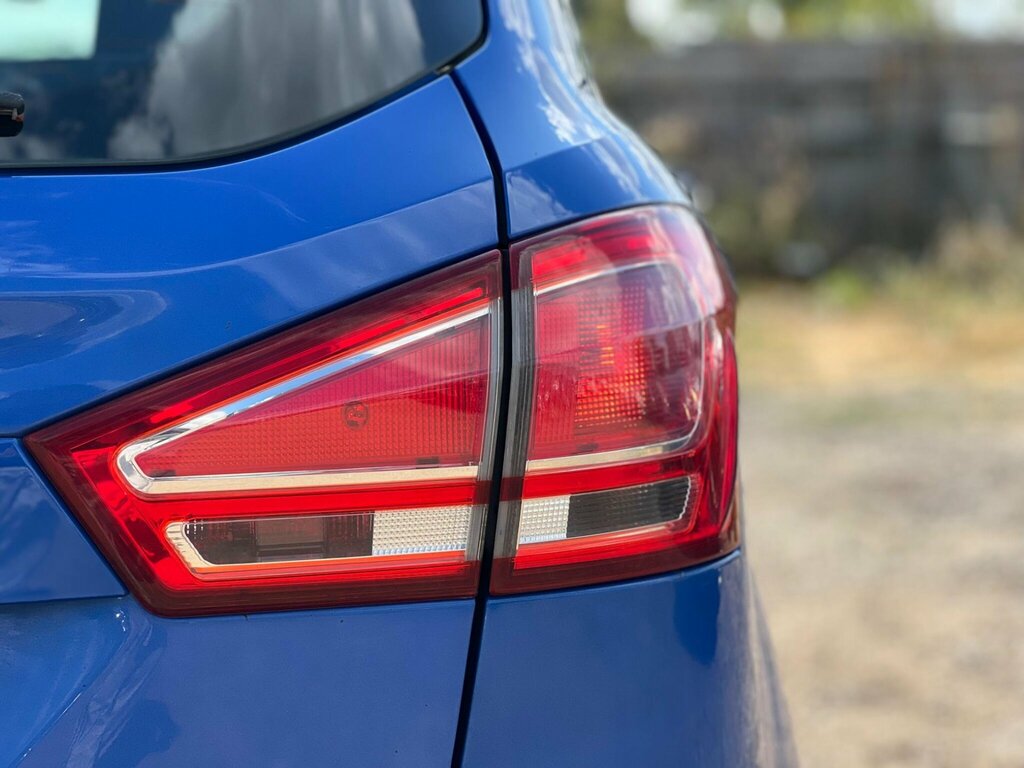 Ford B-Max Silver #11
