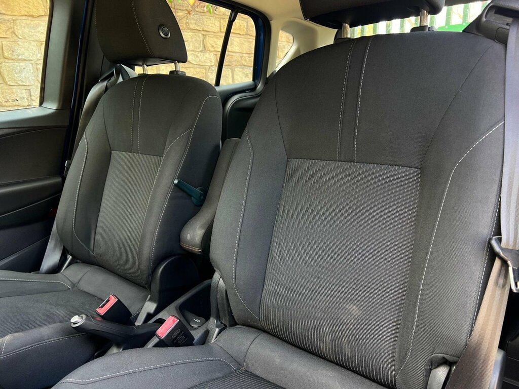 Ford B-Max Silver #32