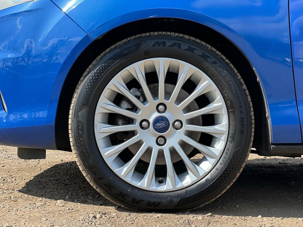 Ford B-Max Silver #22