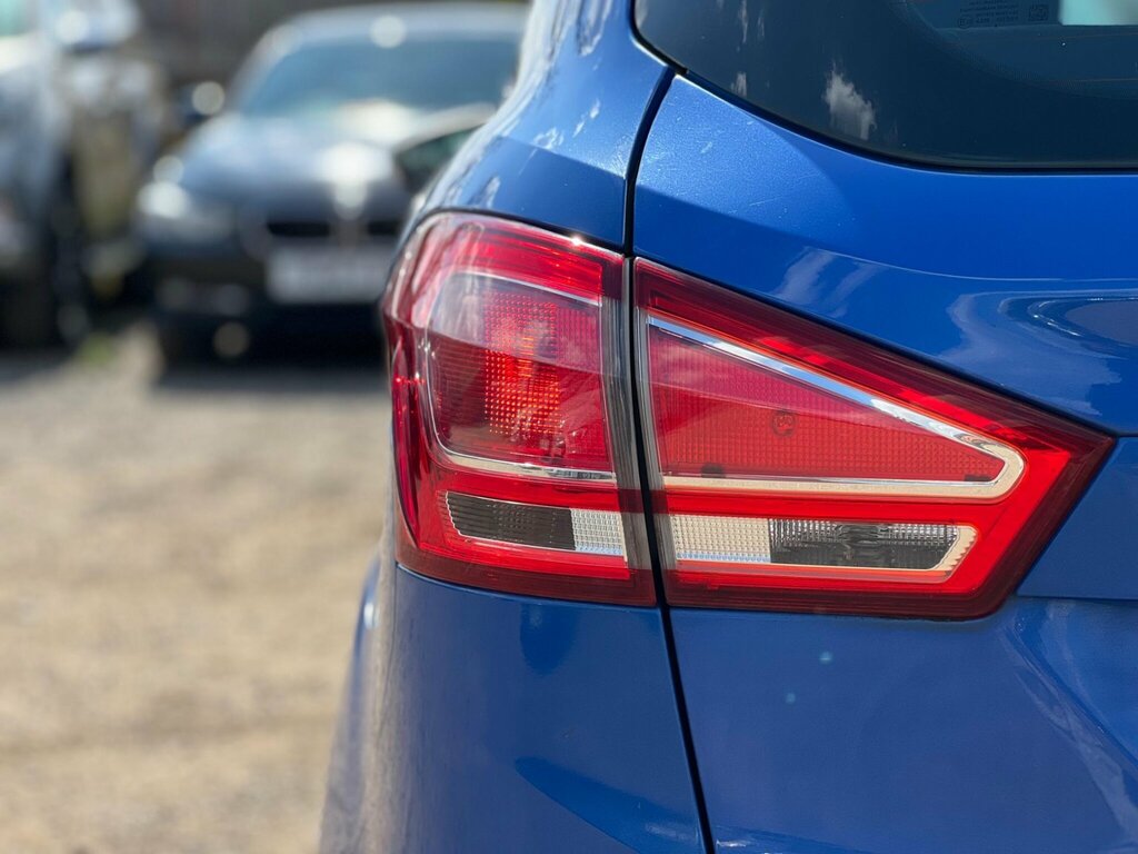 Ford B-Max Silver #10