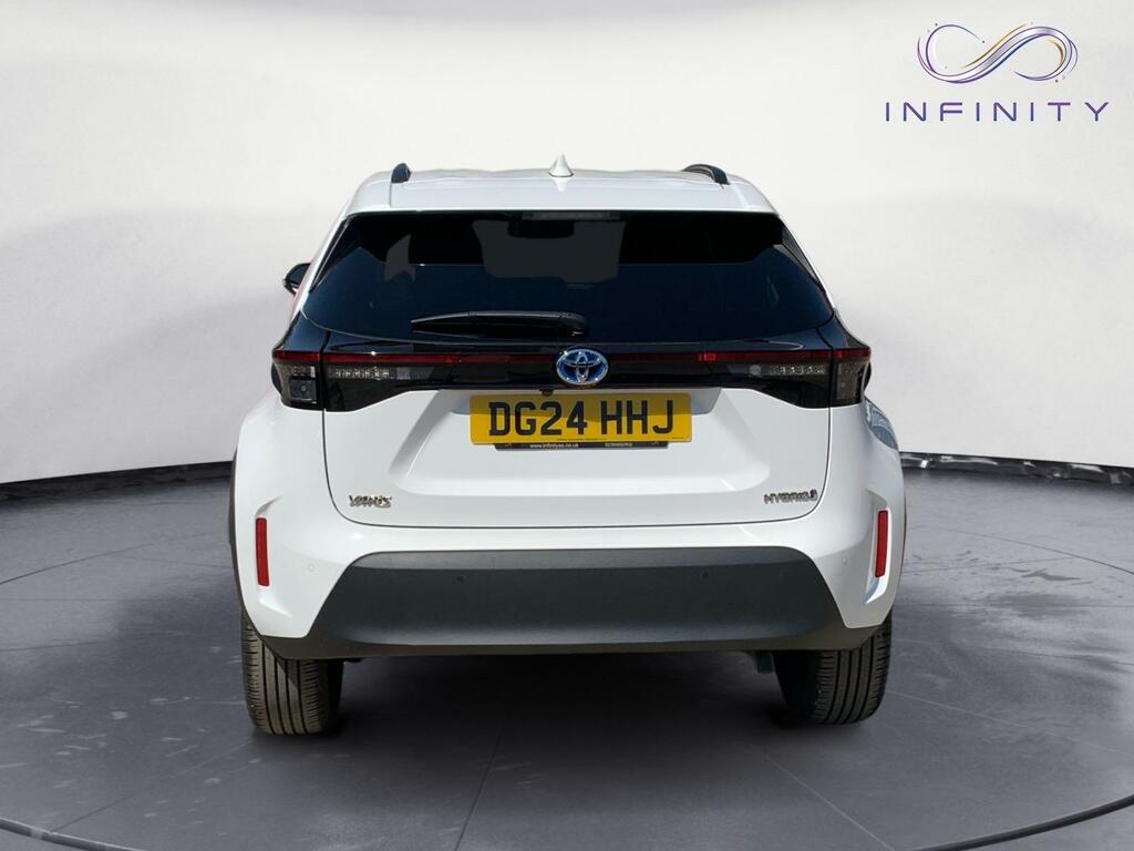 Toyota Yaris Cross 1.5 Vvt-h Excel White #5