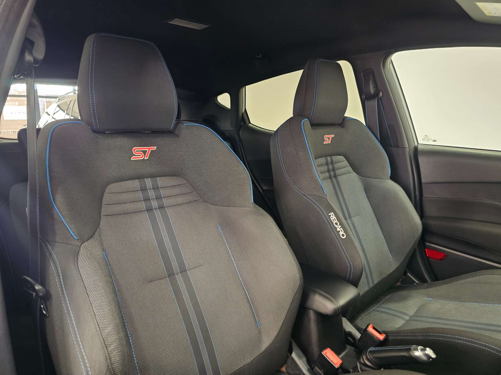 Ford Fiesta St-2 T Silver #5