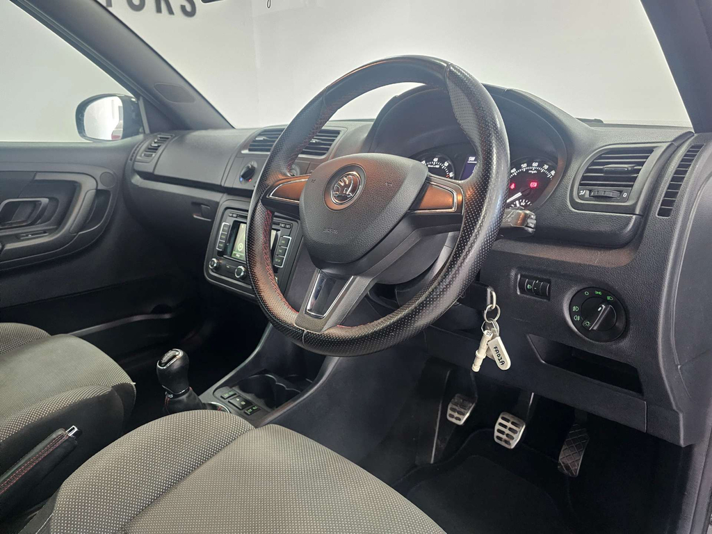 Skoda Fabia Black Edition #5
