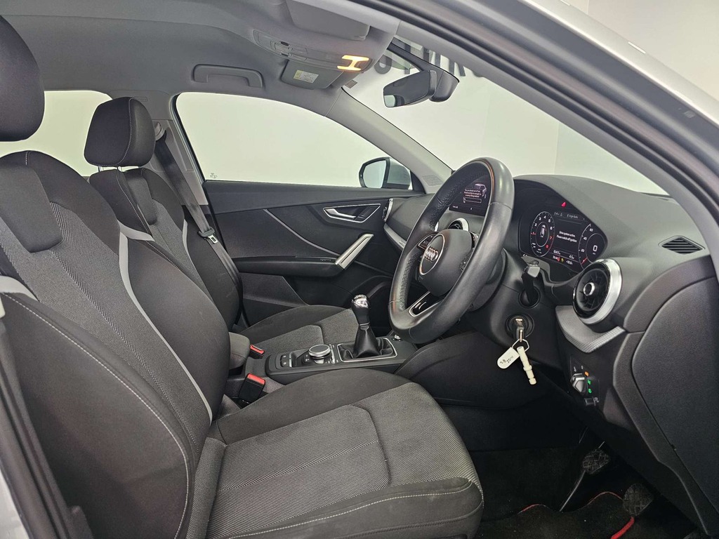 Audi Q2 Sport 30 Tfsi VA21WWC Silver #3