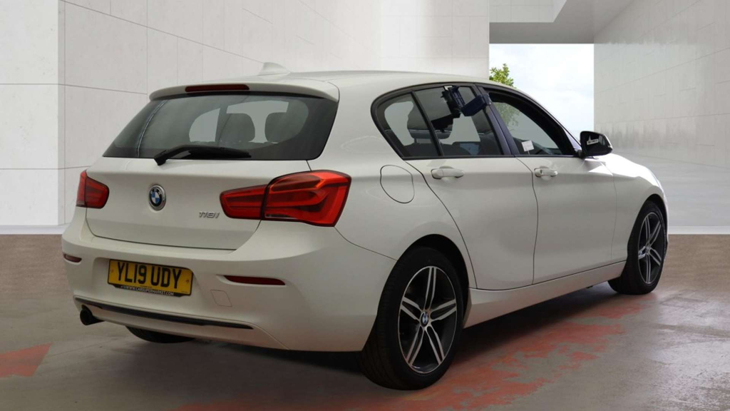 BMW 1 Series 118D Se Navservotronic White #4