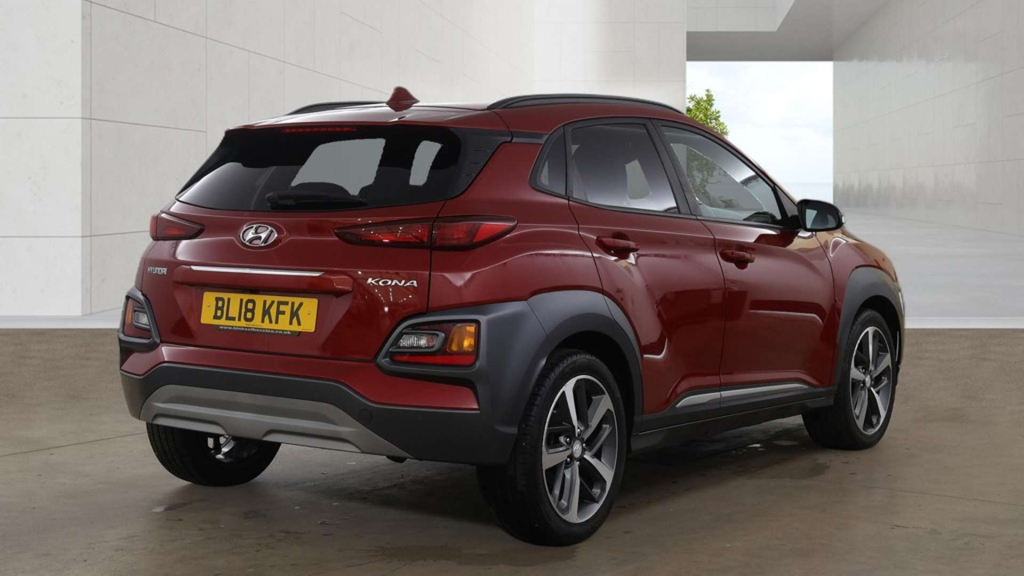 Hyundai Kona Premium Se Red #4