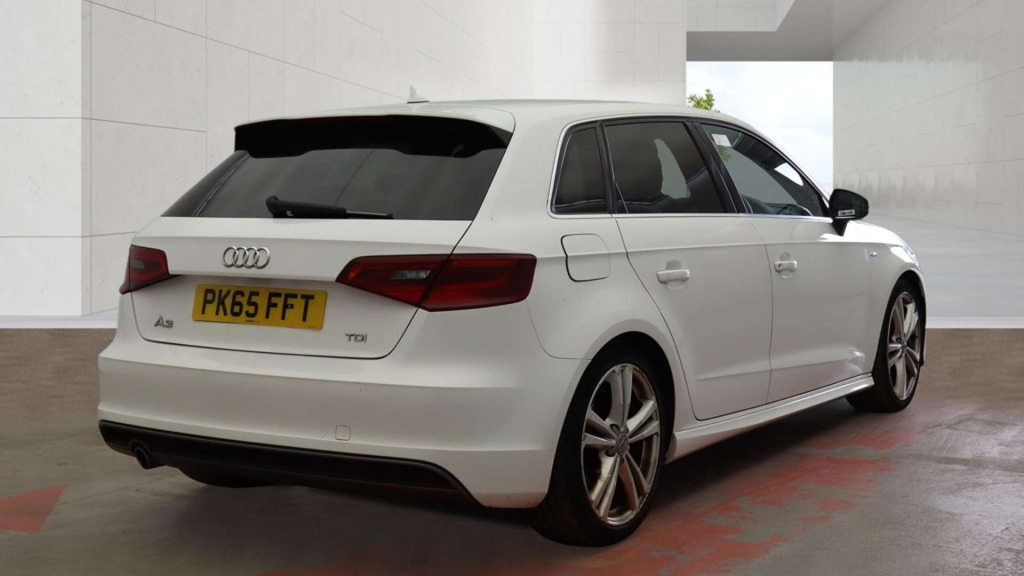 Audi A3 1.2 Tfsi Se S Tronic Euro 6 Ss Red #4