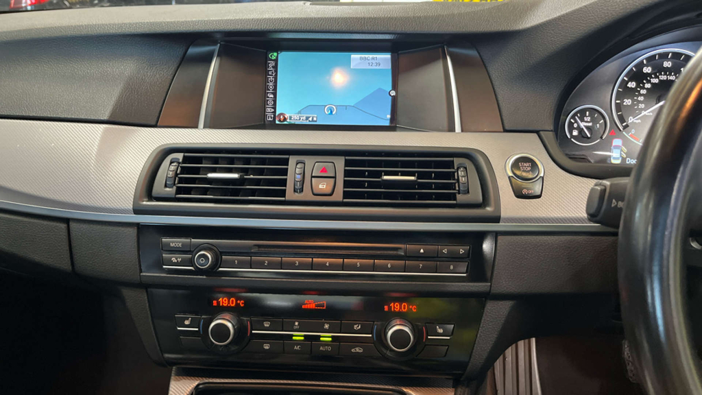 BMW 5 Series 2.0 520D Se Touring 181 Bhp White #11