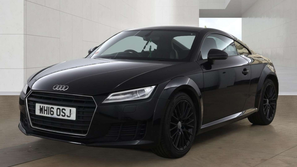 Audi TT Sport Tfsi Black #2