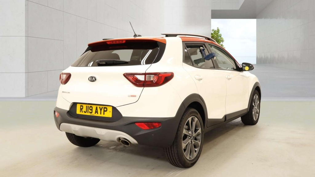 Kia Stonic Mixx Isg White #4