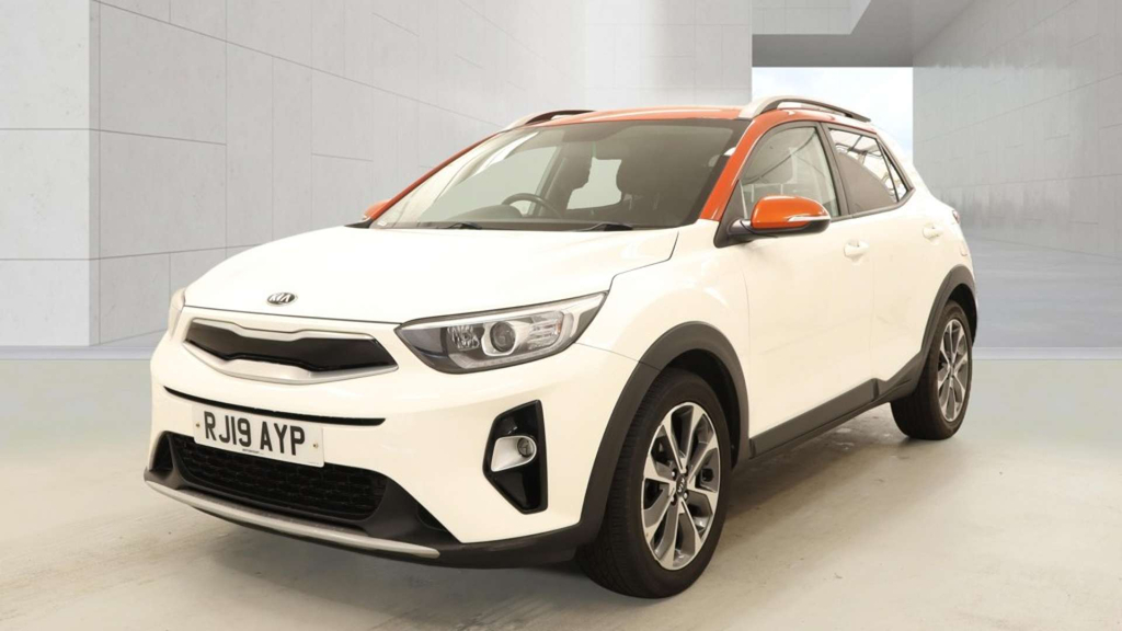 Kia Stonic Mixx Isg White #2