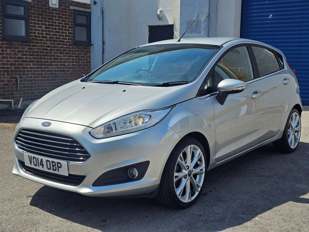 Ford Fiesta Titanium  #4