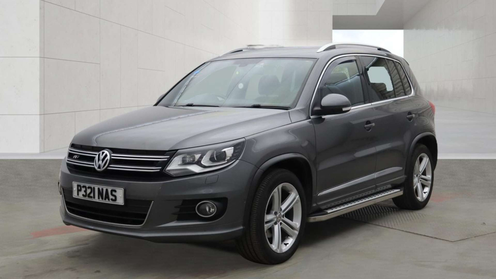 Volkswagen Tiguan R-line Tdi Bluemotion Technology 4Motion 4Wd  #2