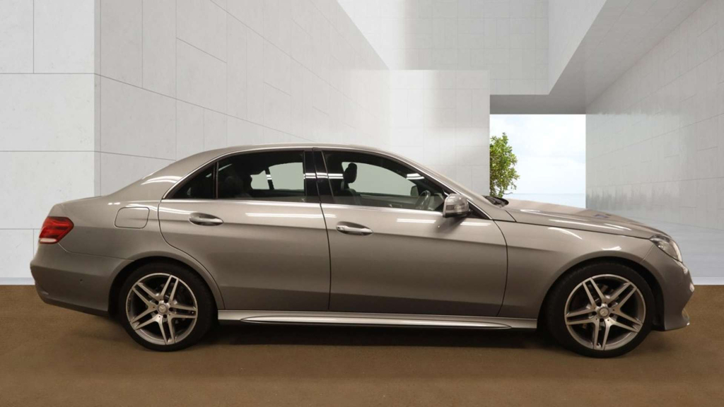 Mercedes-Benz E Class Amg Line Bluetec Silver #5