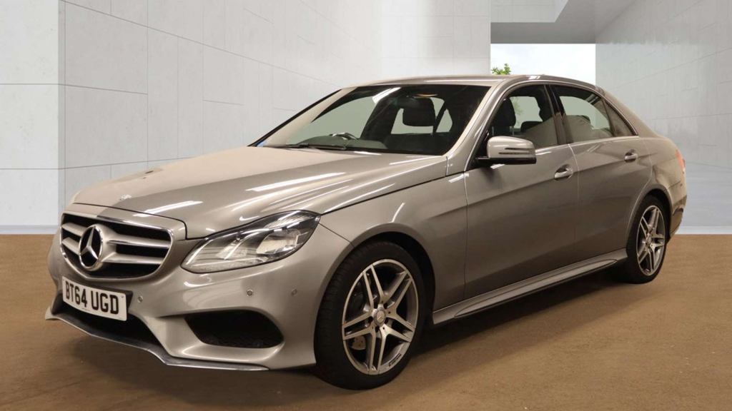 Mercedes-Benz E Class Amg Line Bluetec Silver #2