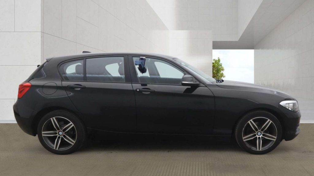 BMW 1 Series 1.5 118I Sport Euro 6 Ss Red #5