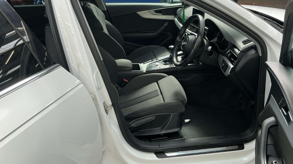 Audi A4 1.4 Tfsi Sport Saloon Euro 6 S White #9