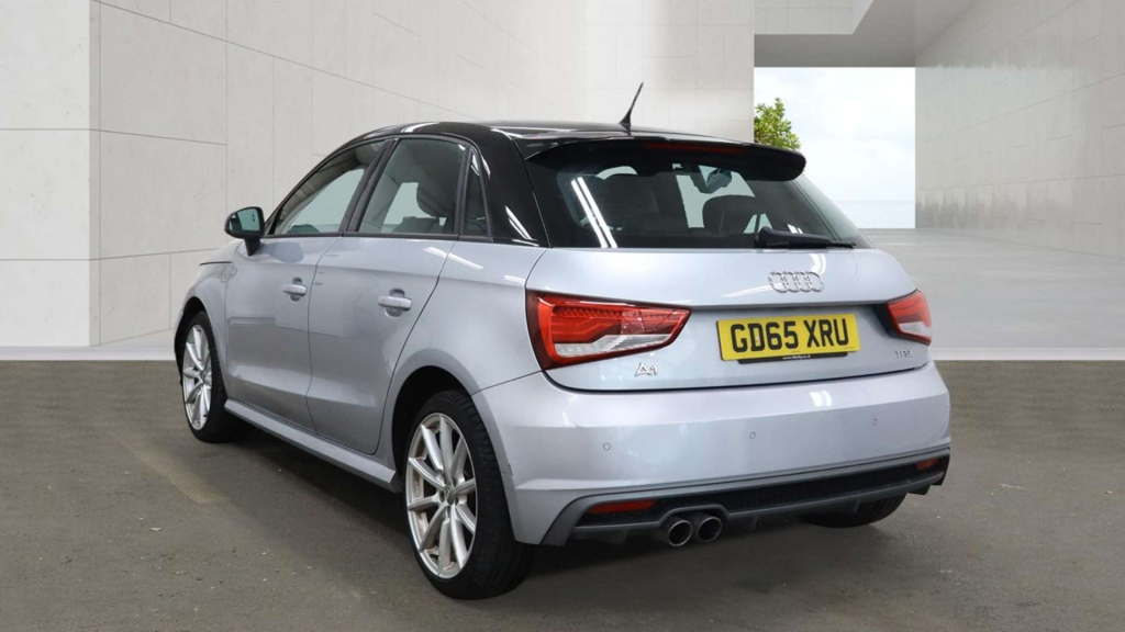 Audi A1 Sportback Tfsi S Line  #3